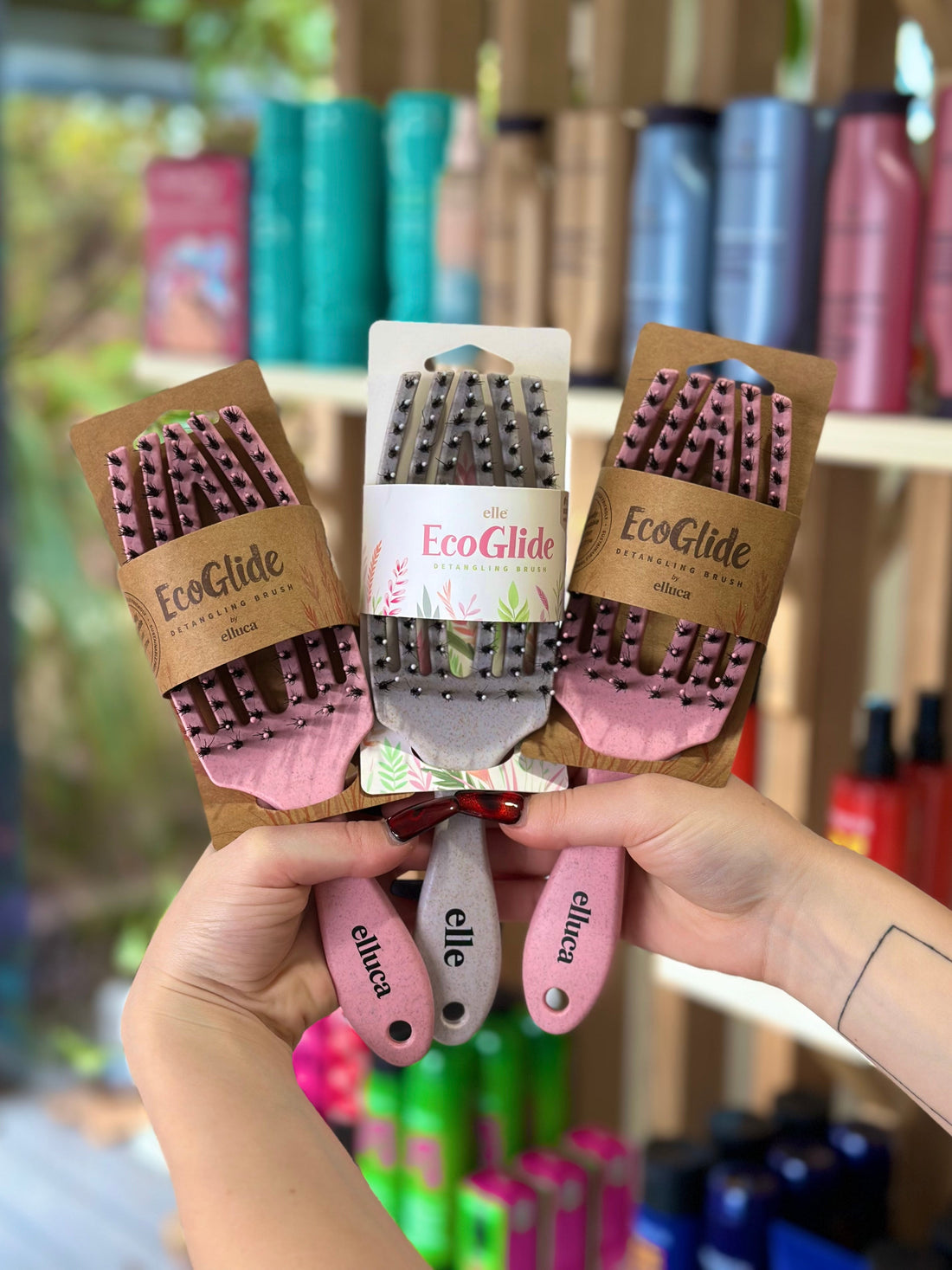 How to Have Stress-Free, Scream-Free Mornings: Brushing Hair Made Easy for Parents!